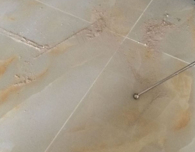 无棣瓷砖空鼓维修公司分享粘合剂选择不当在瓷砖铺贴过程中可能导致以下问题